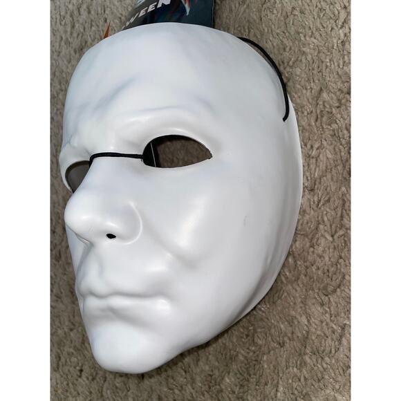 HALLOWEEN II MICHAEL MYERS VACUFORM MASK HALLOWEEN COSTUME NEW FLAWS - Picture 3 of 4